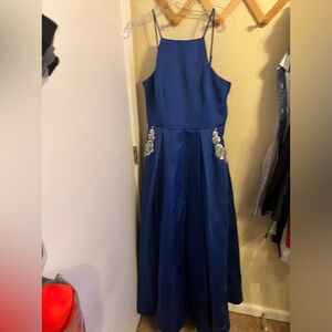 Windsor blue dress size 9